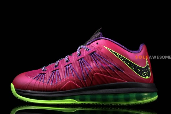 Lebron_X_Low_Pink_Purple_Leon_Green_S_4__94341.1371608986.1280.1280-580x386