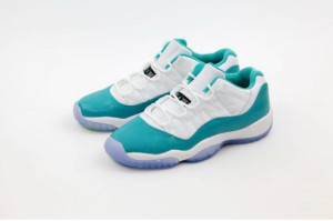 Jordan Retro 11 Low Aqua GS