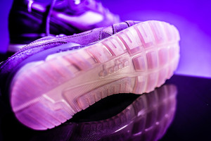 packer-shoes-x-diadora-n-9000-purple-tape-1
