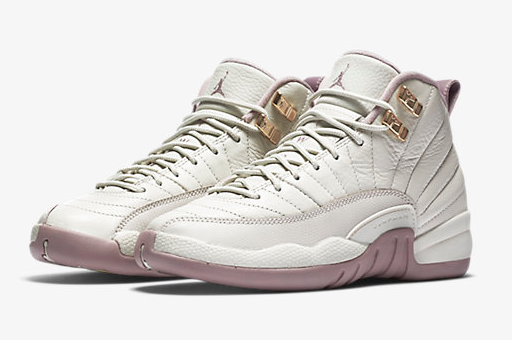 Air Jordan 12 Retro Hi Premium Plum Fog