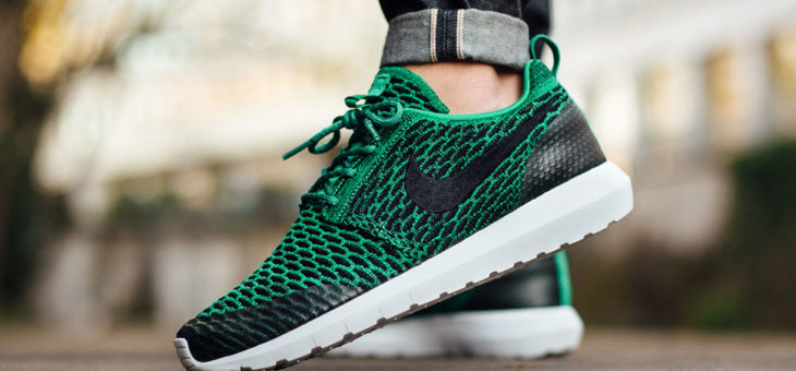 Flyknit Roshe NM On Sale for Under $50