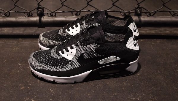 Nike Air Max 90 Flyknit Oreo