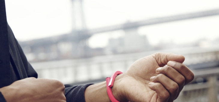 Pink Jawbone UP24 fitness and sleep tracker is on sale for JUST $4.99 w/FREE SHIPPING (originally $120)